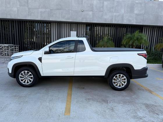 FIAT STRADA 1.3 FIREFLY FLEX FREEDOM CS MANUAL
